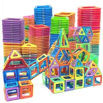 Educational magnetic construction blocks for boys and girls aged 3+.